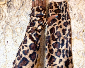 Velvet Leopard Print Fingerless Gloves - Plush Winter Arm Warmers