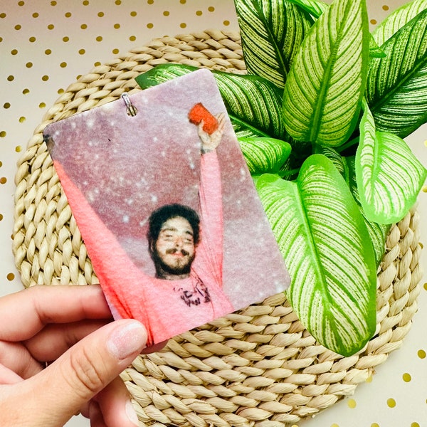 Post Malone POSTY Feltie - Ambientador de coche, Freshie de fieltro, Ambientador, Accesorios para automóviles, Freshie / Stocking Stuffer, Regalos de Navidad,