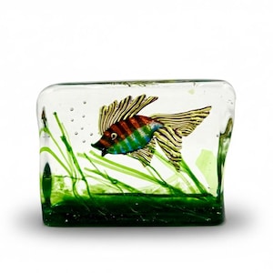 GINO CENEDESE Murano Glass Fish Aquarium Sculpture Design by Alfredo Barbini and Riccardo Licata Uranium Glass Fish Tank Italy 1960s