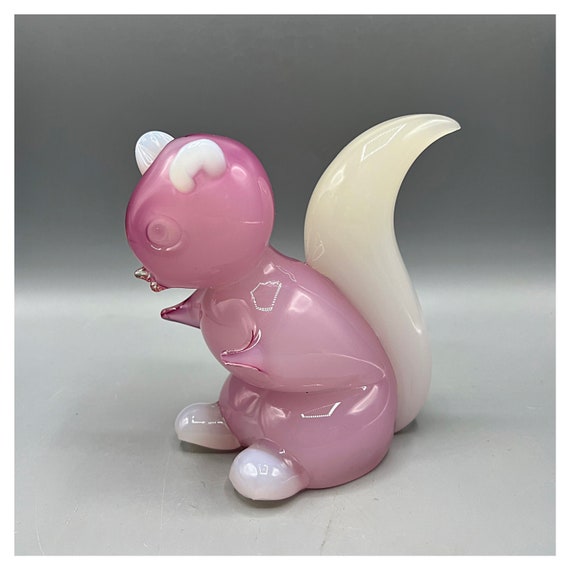 ARCHIMEDE SEGUSO Figurine SQUIRREL Glass Murano Pink Opaline Alabaster Animal vintage Decoration Italy 70s Sculpture