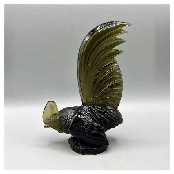 RENÉ LALIQUE Coq Nain Car Mascot 1135 Scultura Figura Gallo Cristallo Topazio antico Francia Felix Marcilhac anni '30