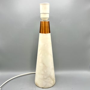 Vintage alabaster table lamp, conical shape, Mangiarotti Antigua style