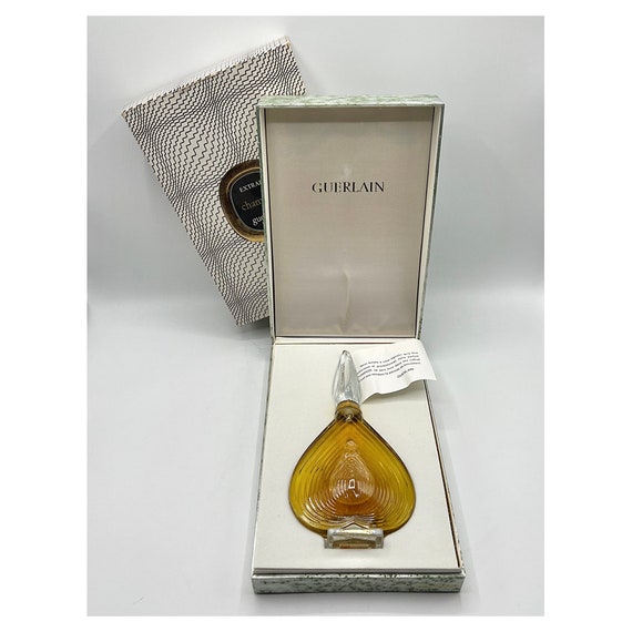 Perfume vintage CHAMADE GUERLAIN 1969 'Drum Beat of Surender' Art Deco ca.70s Coleccion A Estrenar