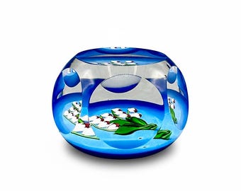 SAINT LOUIS PAPERWEIGHT 1986 exclusive design and limited edition 250 units model Lilies of the Valley