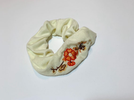 Fall Vintage Scrunchie