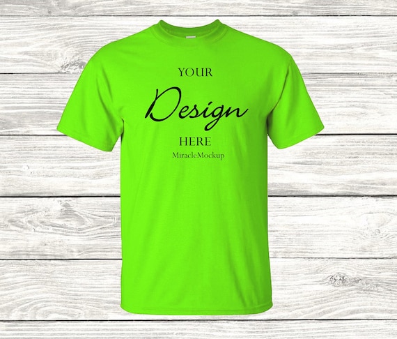 Gildan neon best sale green t shirt