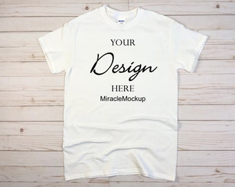 Maqueta de camiseta blanca Gildan 2000: Plantilla de diseño unisex (Descarga digital)