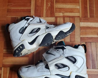 deion sanders shoes 1994