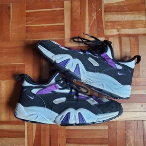 Vintage Nike Air 90s black purple trainer size 8