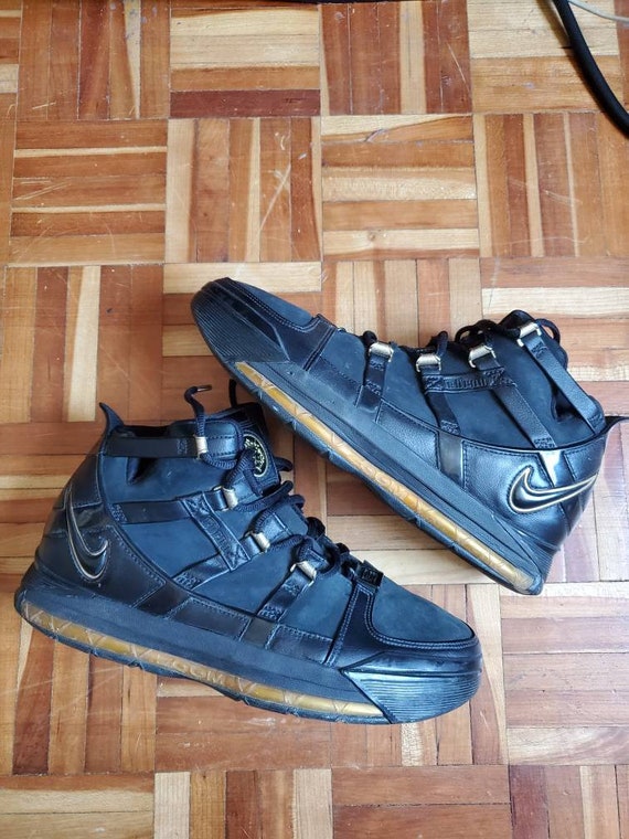 nike zoom lebron 3 metallic gold