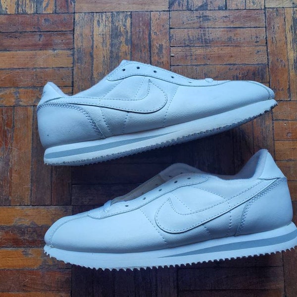 Nike Cortez White Size 5.5 DS 2001