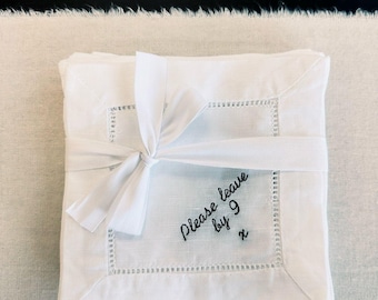 Personalisierte Leinen Cocktail Servietten | Gestickte Hochzeit Bar Dekor