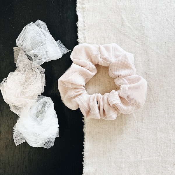 Trouwjurk Offcuts Scrunchie, Bruiloft Haartoebehoren, Bruid Scrunchie