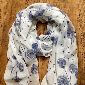 Soft Dandelion Print Scarf - White & Navy