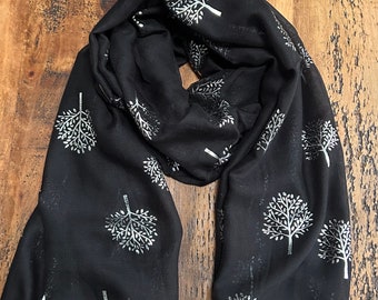 Soft Tree of Life Scarf - Black/Silver