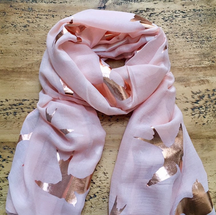 Sciarpa Con Dettaglio Gioiello - Amélie - Rosa - Ovale – Atelier Del Dettaglio - Foto 8