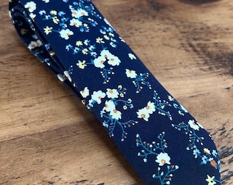 Beautiful Mens Floral Tie - Navy Blue
