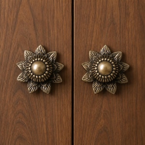 Antique Brass Finish Cabinet Rosette Knobs - Set | Decorative Knobs | Transitional Style Drawer Knobs | Unique Kitchen Cabinet Pulls