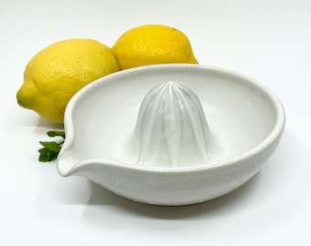 White ceramic lemon juicer, citrus squeezer in minimalist style, farmhouse kitchen accessories for cooking lovers, handmade gift for her