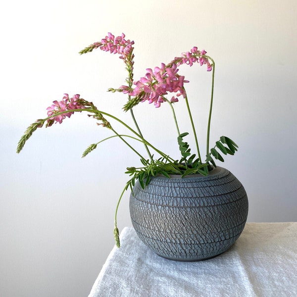 Vase décoratif en céramique fait à la main, vase à fleurs en poterie bleu, décoration d'intérieur en céramique, cadeau en poterie