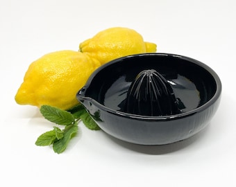 Handmade lemon squeezer, ceramic citrus reamer for modern home, manual citrus juicer, kitchen cooking utensil gift