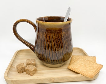Grand mug à thé en grès marron, tasse à café en céramique faite à la main, cadeau de décoration d'intérieur en poterie