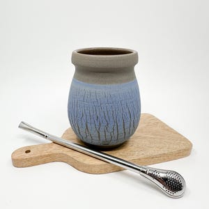 Tasse à yerba mate en céramique bleue faite à la main, mug en grès 300 ml