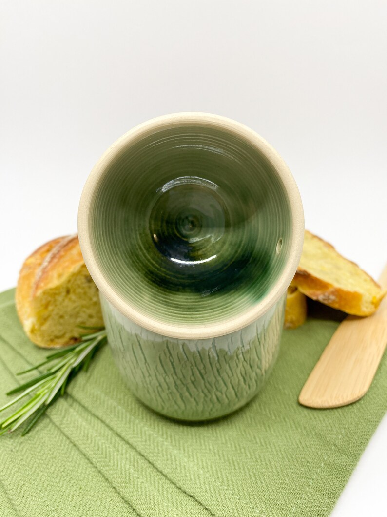 Petit beurrier breton vert, beurrier en céramique, poterie avec couvercle, cadeau de décoration de cuisine fait main image 7