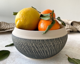 Bol en céramique fait à la main, bol décoratif en poterie, bol à fruits en grès, cadeau en poterie pour la décoration de la maison