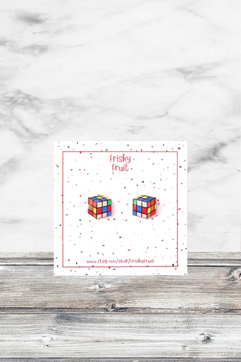 Boucles doreilles Rubiks Cube Rubiks Cube amant Cadeau Nerd Boucles doreilles Cadeau années 80 Boucles doreilles drôles Boucles doreilles enfants Boucles doreilles fille Boucles doreilles filles Boucles doreilles filles image 1