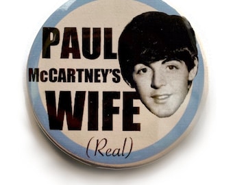 Set of 3 1960s Vintage BEATLES Fan Club PINS / BROOCHES / Be a 