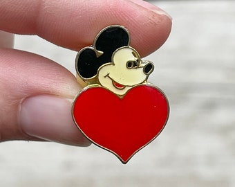 Mickey Mouse Heart Vintage Enamel Pin / Vintage Mickey Mouse Metal Heart Pin Tie Tack / Vintage Disney Enamel Lapel Pin Valentine’s Day Pin