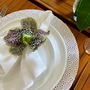 Round Placemats - white lace, washable.