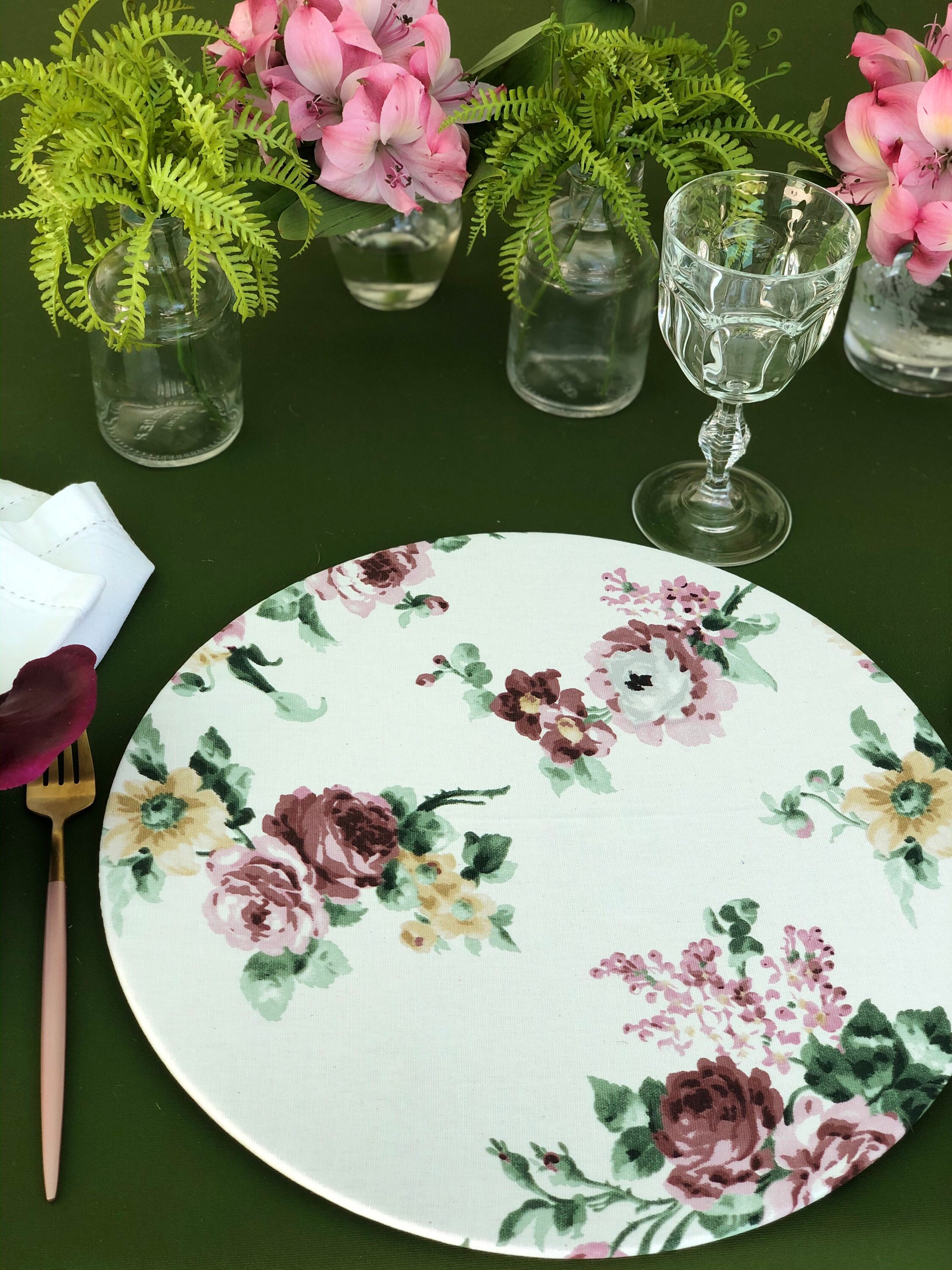 Placemats / Charger Plates Round romantic collection Etsy