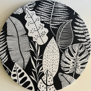 Round Placemats - spillproof, stain resistant, machine washable, waterproof - Black and White Print