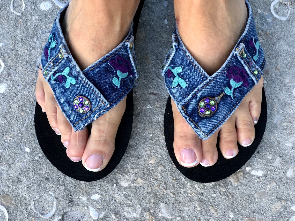 blue jean sandals with bow