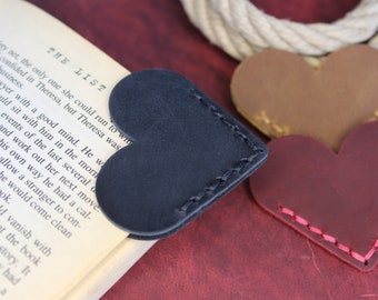 Leather bookmark, personalized bookmark, Heart Page Corner Bookmark, Name Bookmark, Book Lover Gift, Gift for the Reader