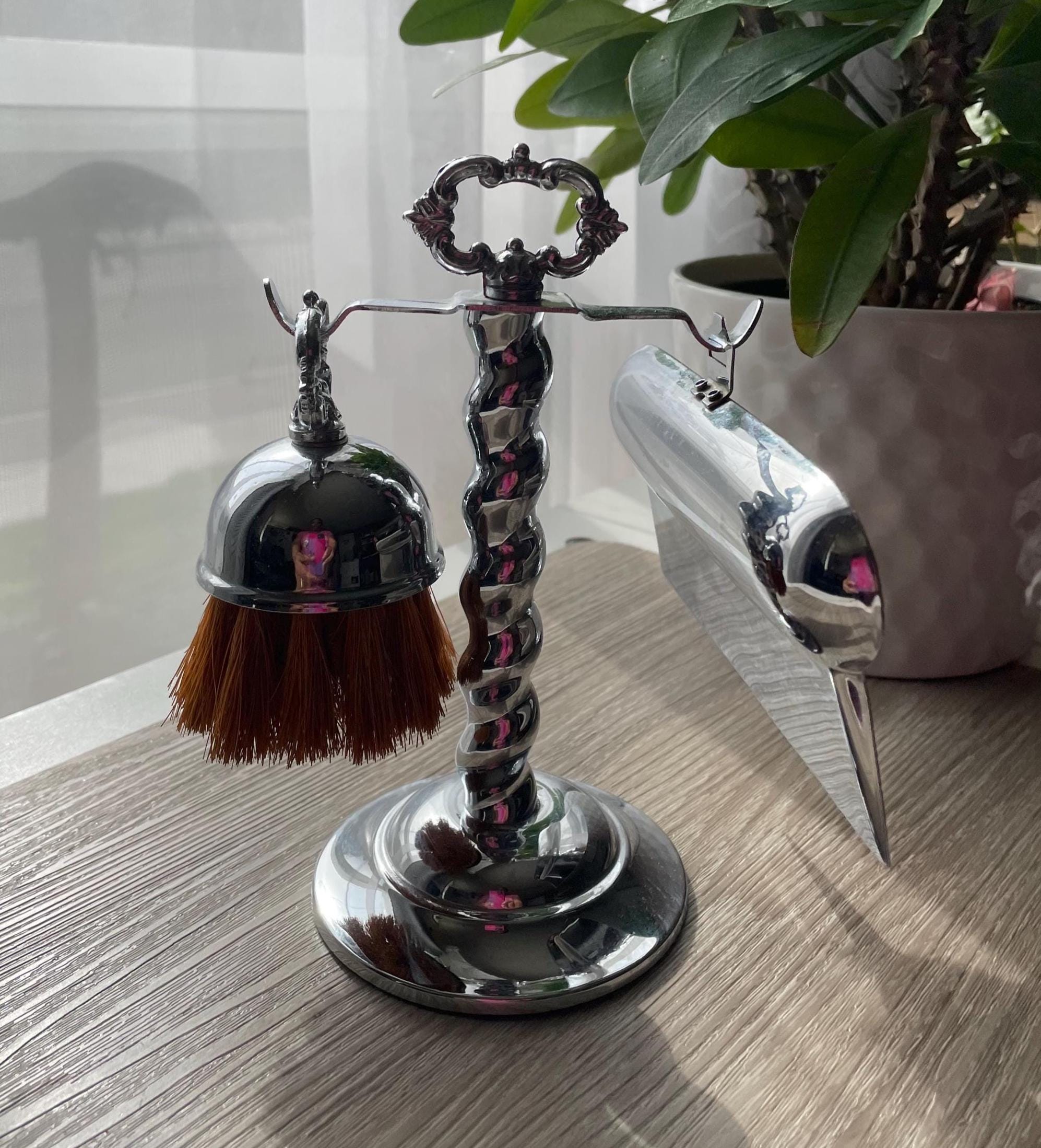Silent butler - Etsy 日本