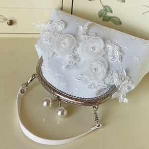 Wedding Purse, White Purse, White Bag, Wedding Handbag, Handbag with White Flower, Event Purse, Evening Handbag, Bridal Purse, Bride Purse