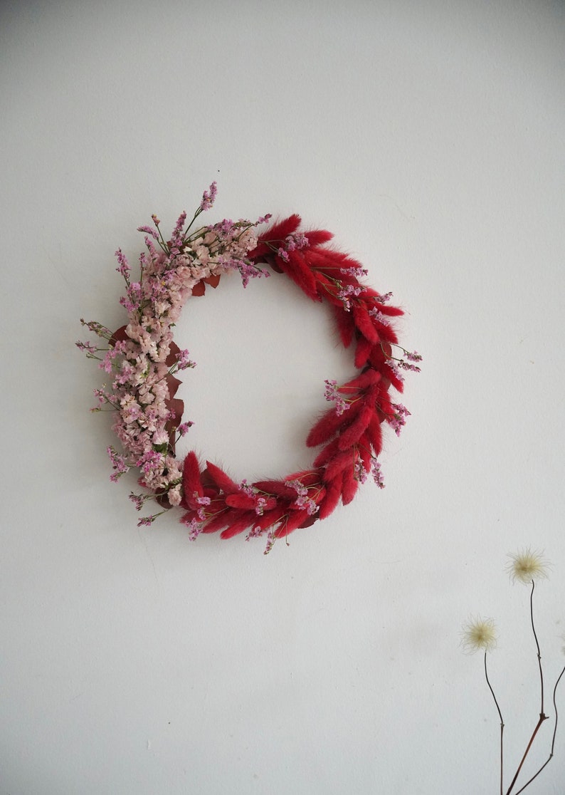 Spring Pink & Red Flower Wreath, Bunny tail grass, Statice, Limonium, Pink Dried Flowers, Wreath, Gift image 4