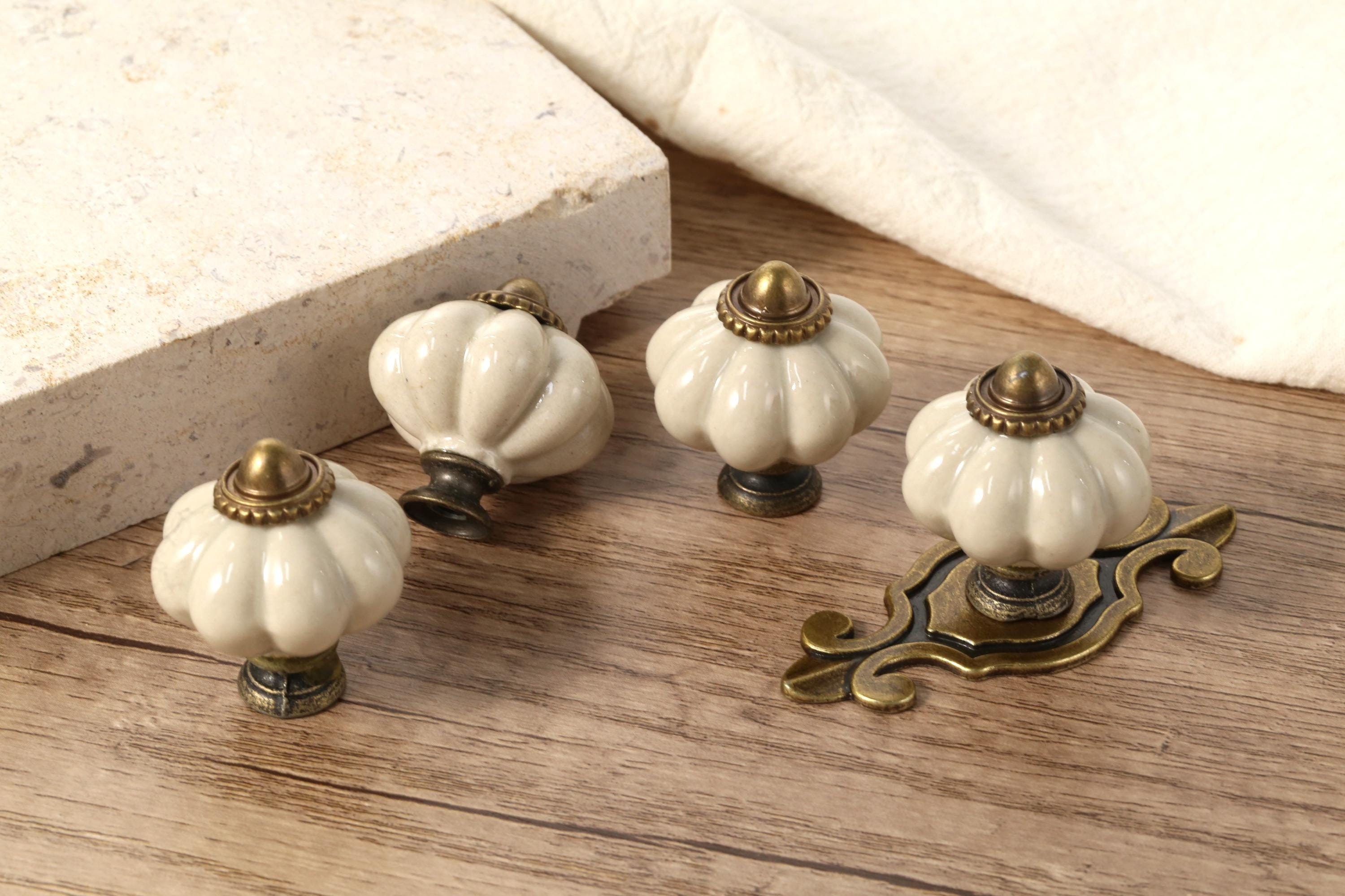 Ivory white Pumpkin Ceramic Cabinet Handle retro Style Single Hole Furniture hardware Mounted drawer knob Modern Minimalist Ceramic knob