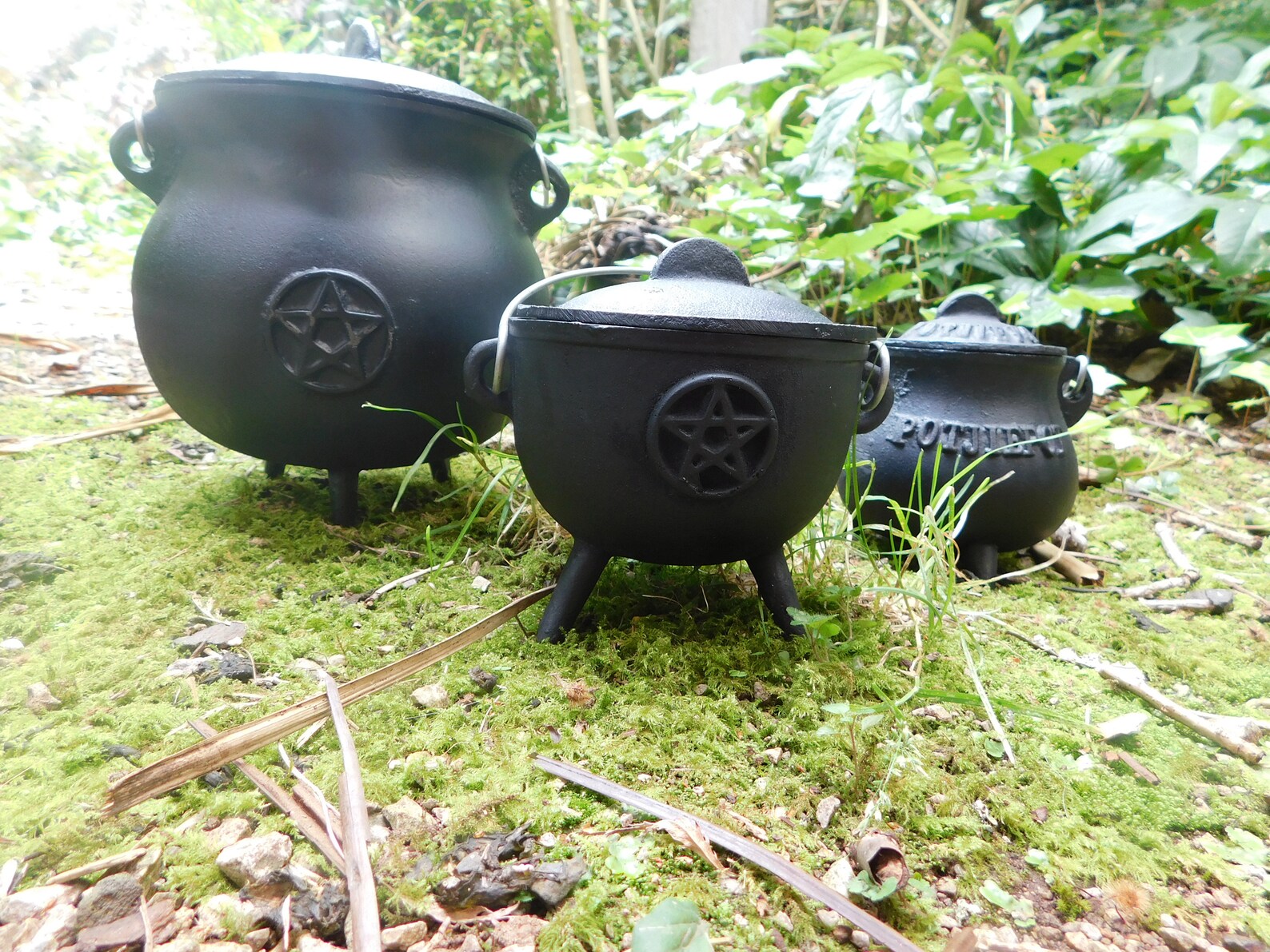 Extra Large Cast Iron Cauldron 3.8kg 20 X19 Cm Cauldron in Etsy Australia