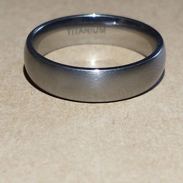 6mm or 8mm width Brushed Simple Silver Color Titanium Ring Men/ Women Wedding Band Engagement Ring Jewelry available in in many sizes