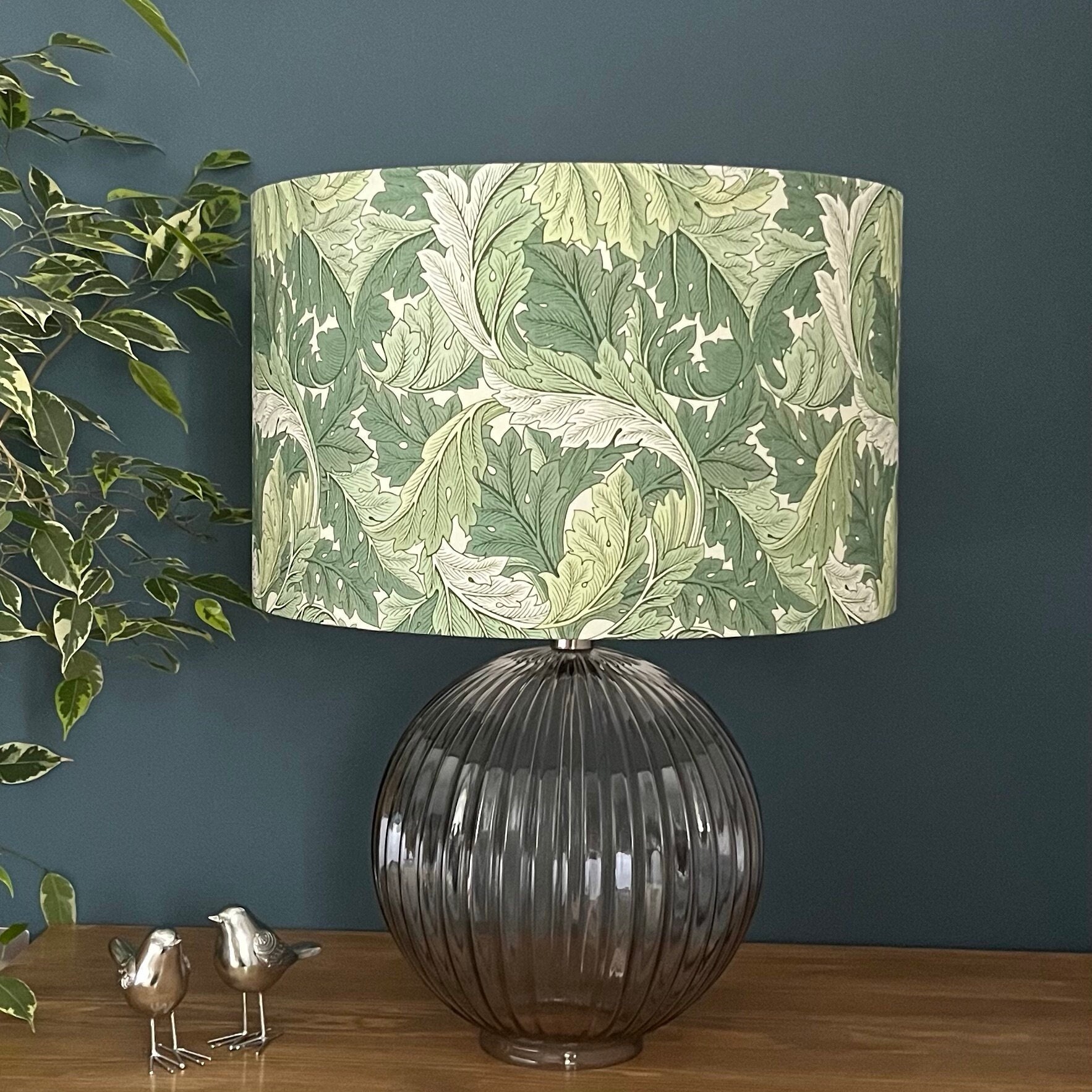 Green leaf table lamp deals