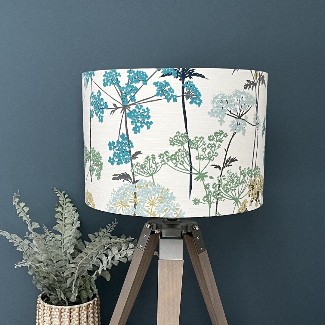 Charleston in Pistachio and Teal Blooms