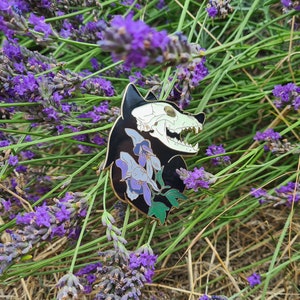 LARGE Glow In The Dark Wolf Skull Enamel Pin