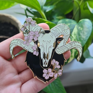 LARGE Glow In The Dark Ram Skull Enamel Pin