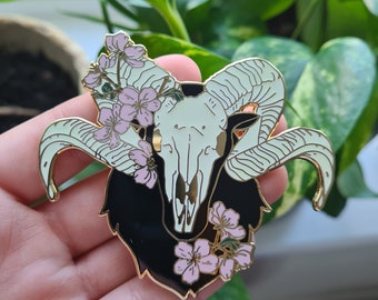 LARGE Glow In The Dark Ram Skull Enamel Pin