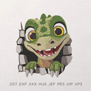 Pode incluir: Um desenho bordado de um simpático dinossauro verde espreitando por uma parede de tijolos cinzentos. O dinossauro tem olhos grandes e expressivos, um sorriso largo e garras verdes. O desenho está sobre um fundo branco. Abaixo da imagem estão extensões de tipo de arquivo.