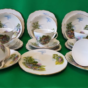 Royal Vale Selection.  Pattern 7382.  Bone China Tableware.  Ridgway Potteries, Stoke-on-Trent, Staffordshire, England.